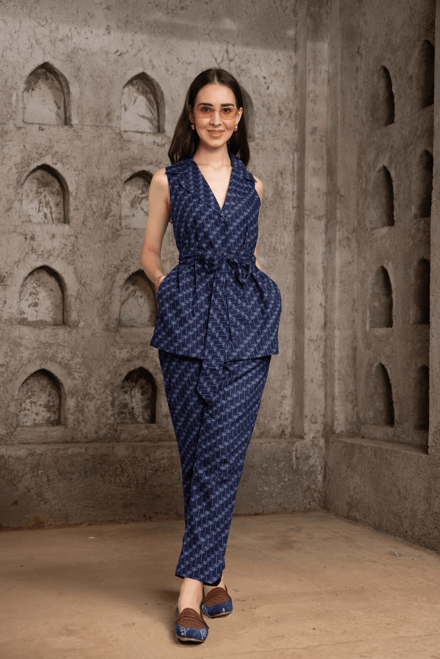 Aurelia Set – Printed Sleeveless Blazer & Pant
