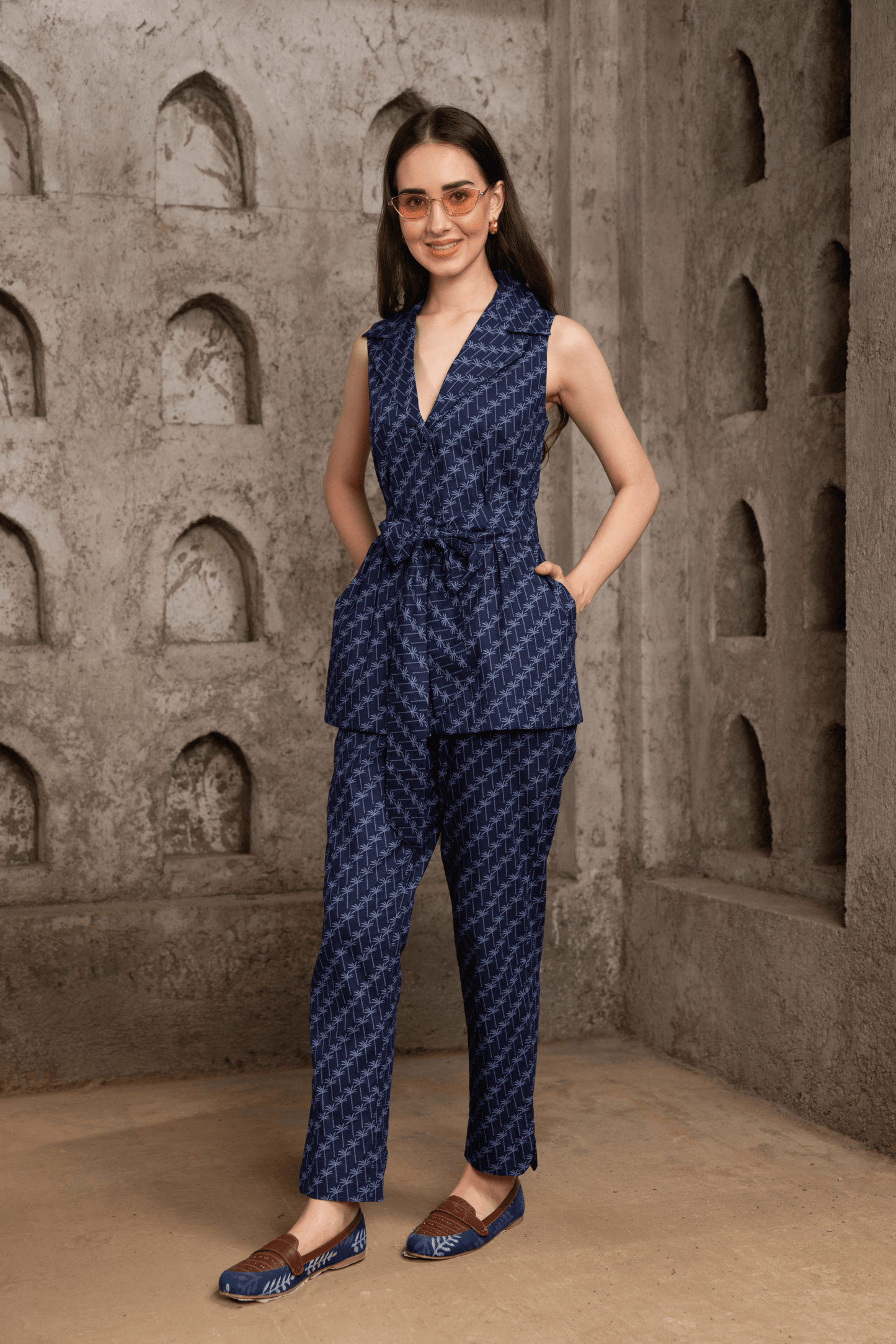Aurelia Set – Printed Sleeveless Blazer & Pant