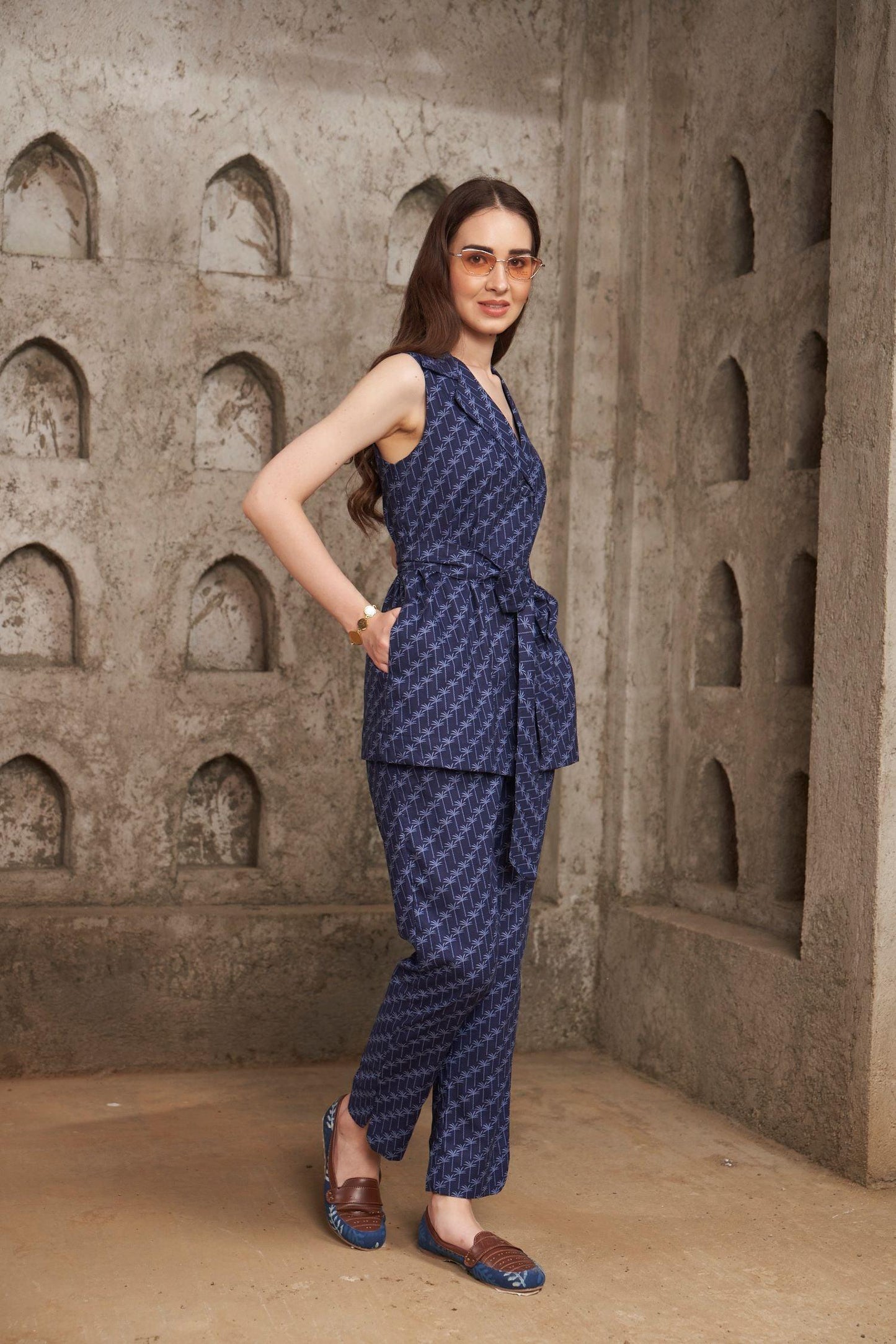 Aurelia Set – Printed Sleeveless Blazer & Pant