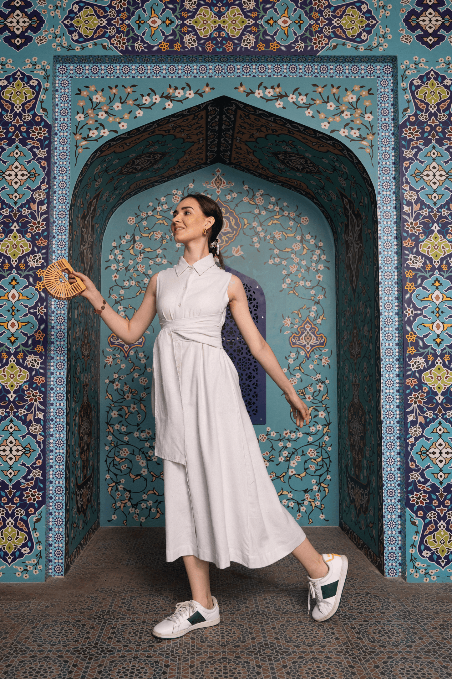 Solara Dress – White Sleeveless Cotton Midi