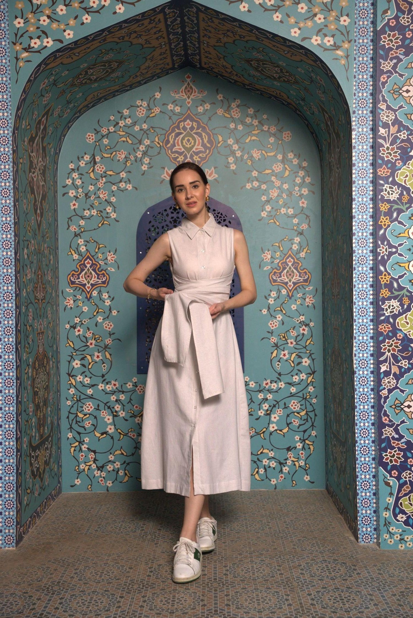 Solara Dress – White Sleeveless Cotton Midi