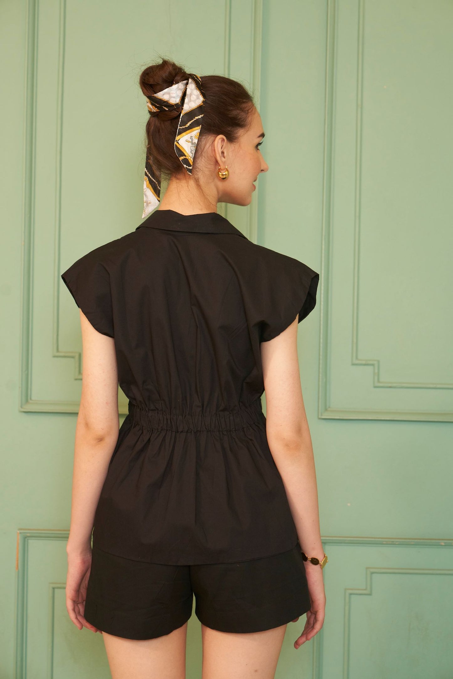 Liora Top - Black Cap Sleeves Blazer