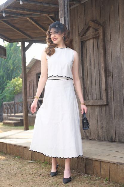 Perla Scalloped Skirt